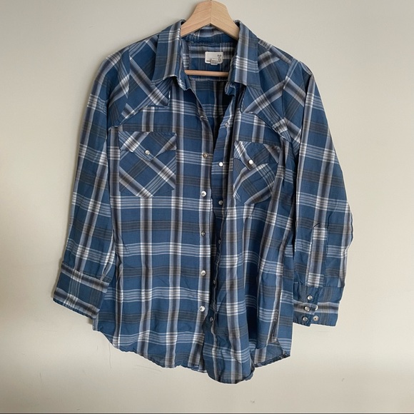 Flannel button down - Picture 1 of 5